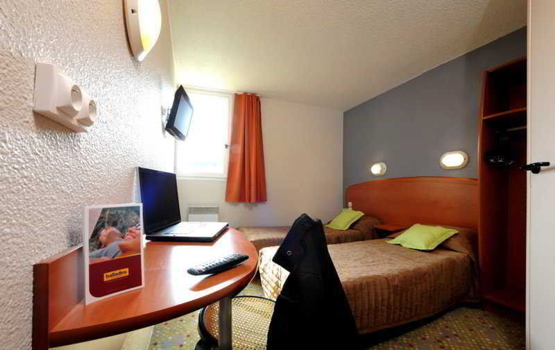 Brit Essentiel Nord 2* Tours